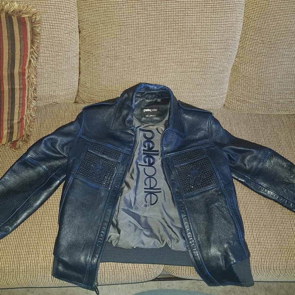 Pelle Pelle LIKE NEW BOYS/ YOUNG MAN'S JACKET